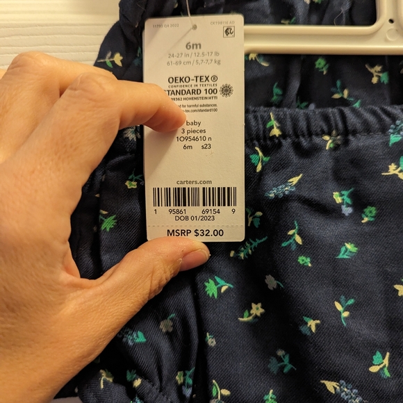 Carter's 3 piece outfit 6months - Picture 6 of 8